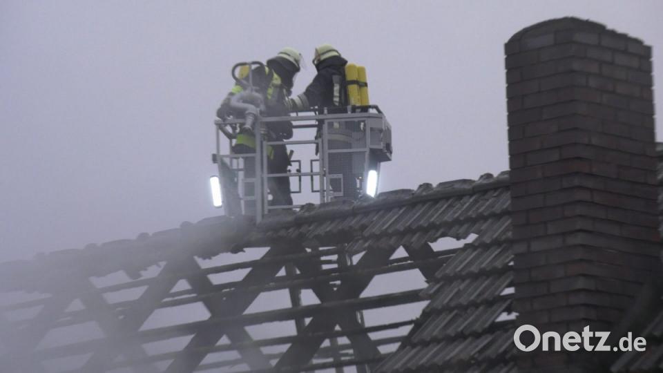 Brand auf einem Bauernhof in Wetzldorf Bild: rw