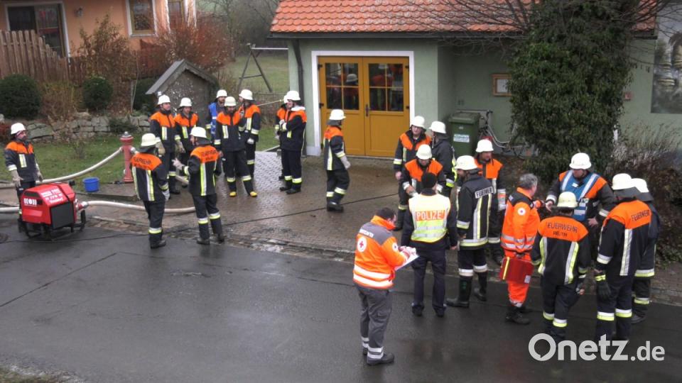 Brand auf einem Bauernhof in Wetzldorf Bild: rw