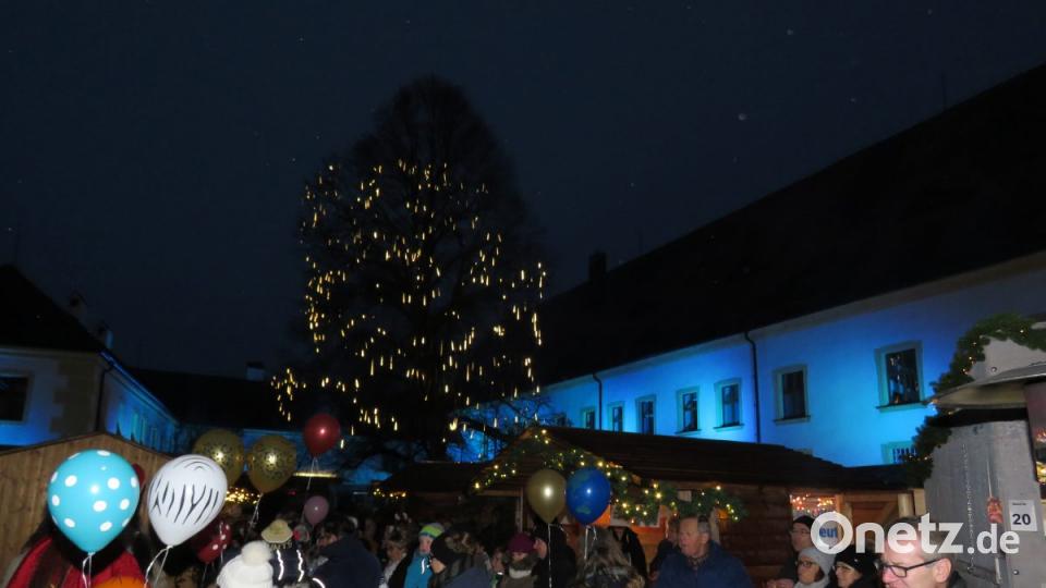 Weihnachtsmarkt Tirschenreuth. Bild: ubb