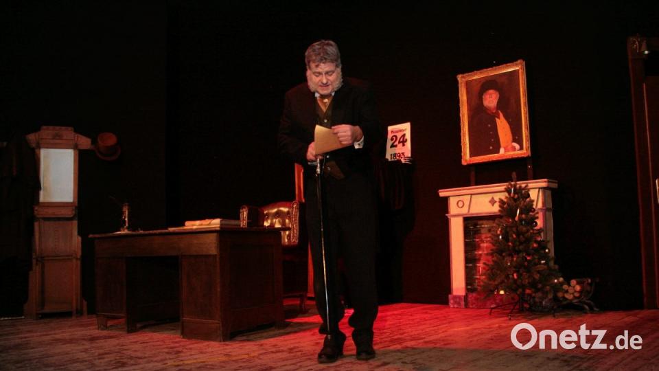 Amateurtheater Marktredwitz-Dörflas: &quot;Fröhliche Weihnachten, Mr. Scrooge&quot;. Bild: wro