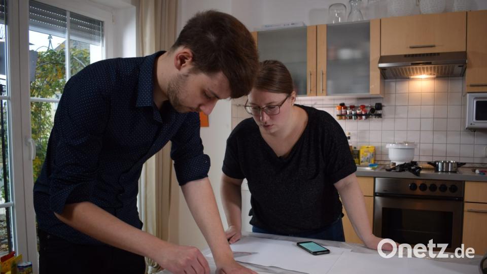 Weniger einfach als gedacht: Lebkuchenhaus backen Bild: gld