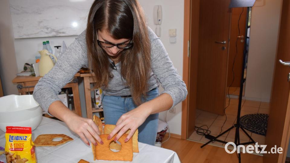 Weniger einfach als gedacht: Lebkuchenhaus backen Bild: gld