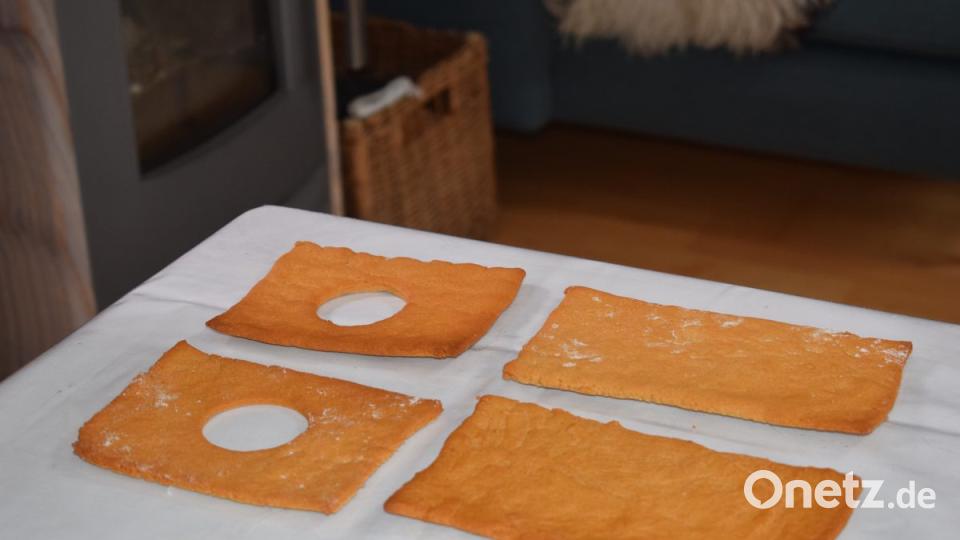 Weniger einfach als gedacht: Lebkuchenhaus backen Bild: gld
