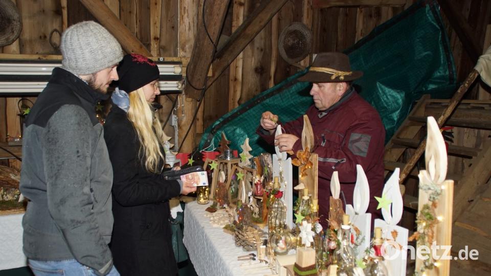 Viel Handarbeit gabs bei &quot;Advent im Wald&quot;. Bild: mmj
