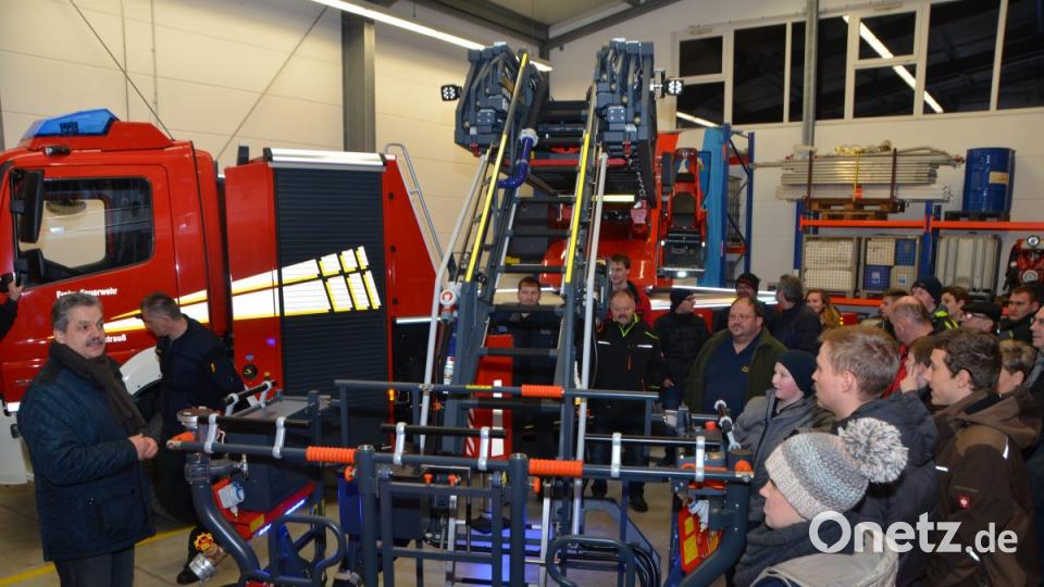 Ankunft der neuen Drehleiter. Bild: dob