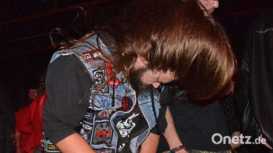 So gehen die Fans mit. Bild: Kunz