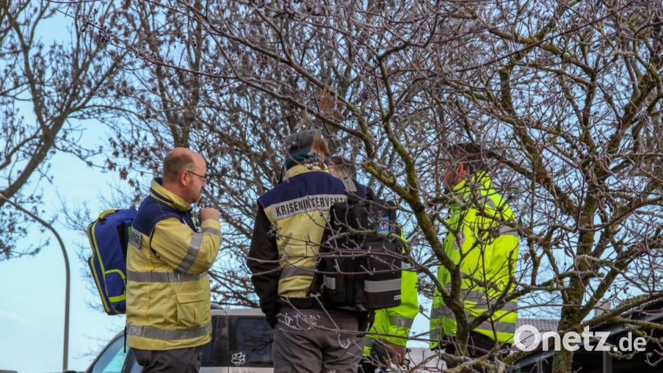 Die Notfallseelsorge und das Kriseninterventionsteam sind vor Ort. Bild: za