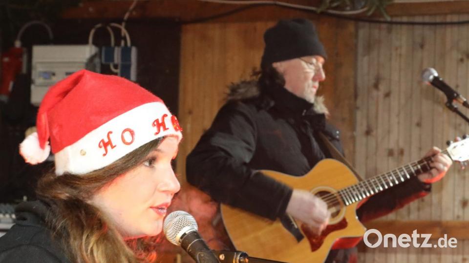 Live-Musik auf der Bühne ist tägliches Programm Bild: Gerhard Götz
