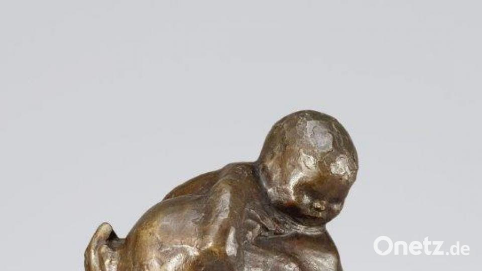 Mutter mit Kind über der Schulter, vor 1917 Bild: Privatsammlung Nordrheim-Westfalen