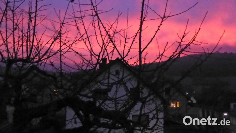 Sonnenaufgang über Wutschdorf. Bild: Georg Hippeli