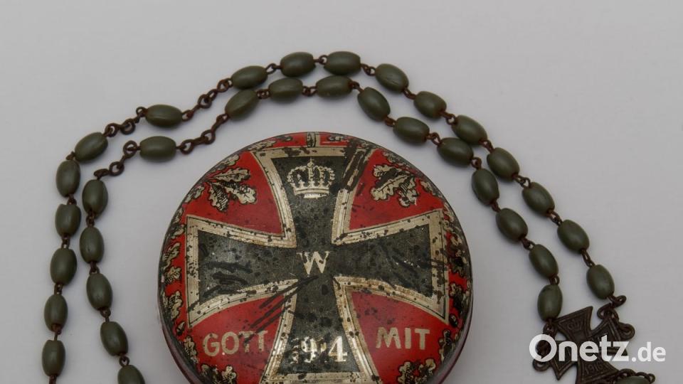 Feld-Rosenkranz mit Blechdose. Bild: tr