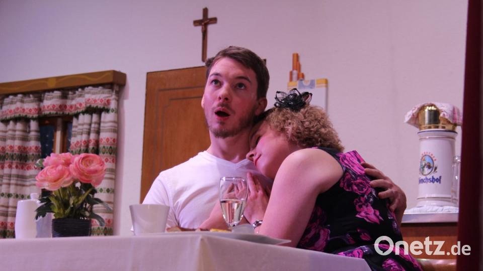 Theaterstück &quot;Feine Damen&quot; der Kolpingsfamilie Oberviechtach. Bild: frd