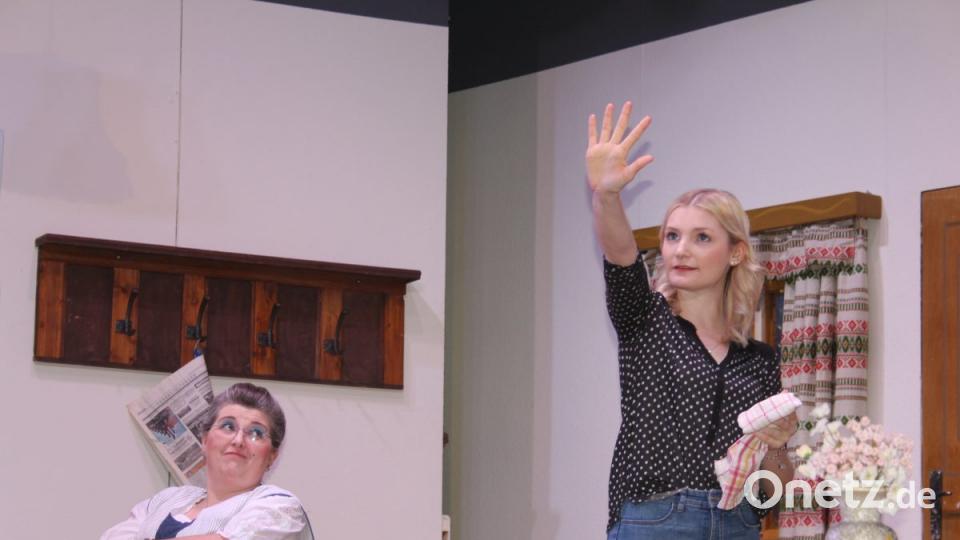 Theaterstück &quot;Feine Damen&quot; der Kolpingsfamilie Oberviechtach. Bild: frd