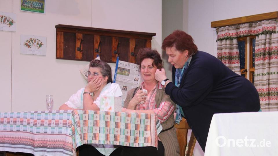 Theaterstück &quot;Feine Damen&quot; der Kolpingsfamilie Oberviechtach. Bild: frd