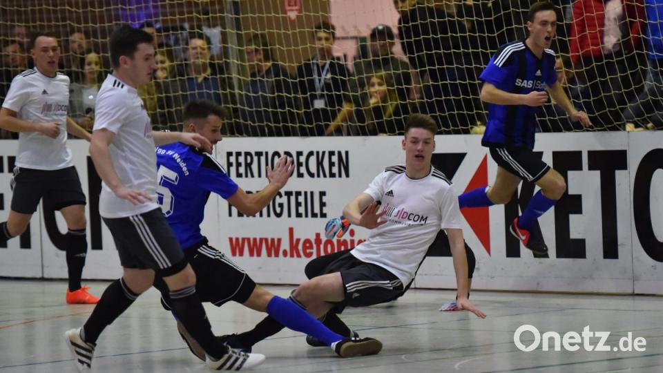 SV Grafenwöhr - SpVgg SV Weiden 2:1 Bild: A. Schwarzmeier