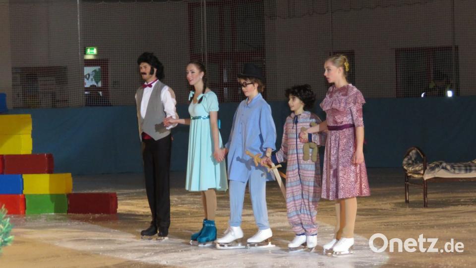 Happy End: Die Kinder haben ihre Eltern wieder. Bild: ubb