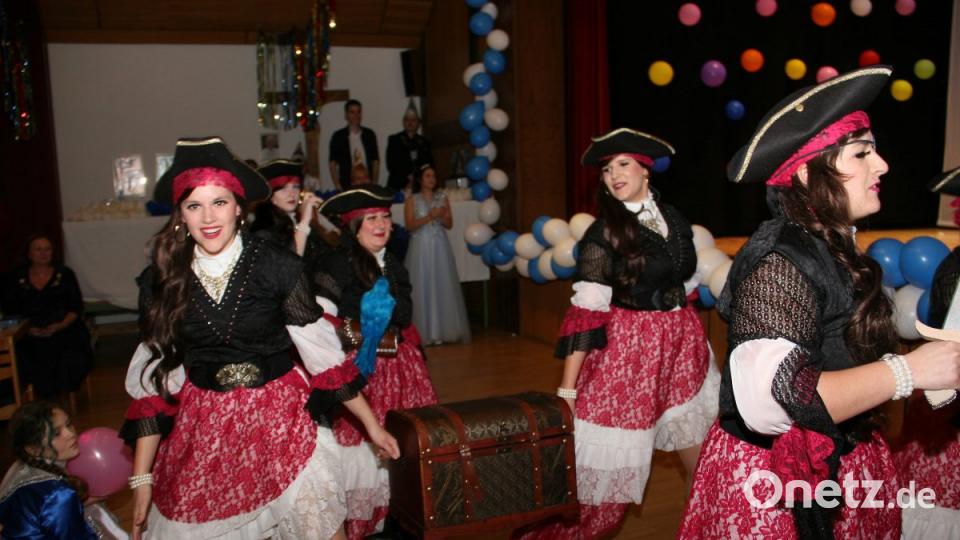 Galaabend der Faschingsgesellschaft Weiß-Blau Wiesau. Bild: wro