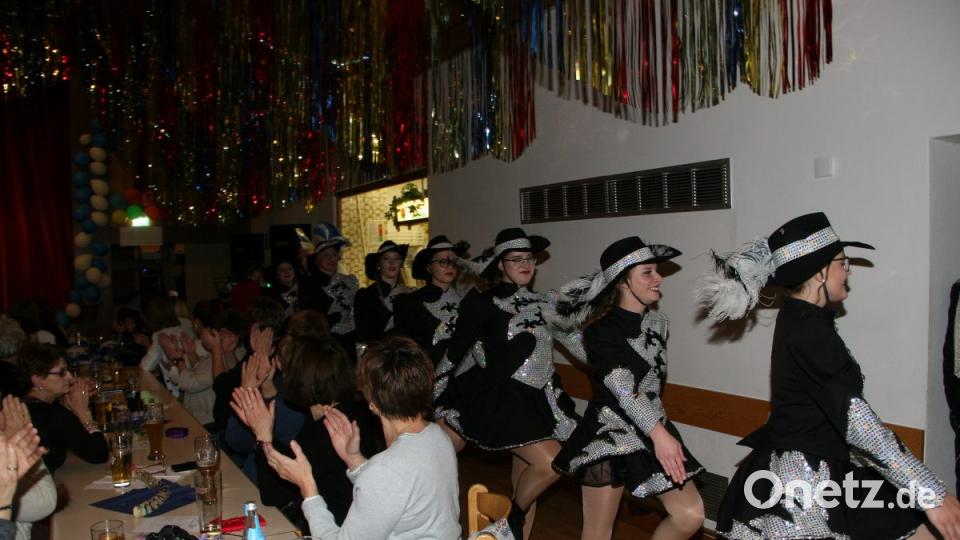 Galaabend der Faschingsgesellschaft Weiß-Blau Wiesau. Bild: wro