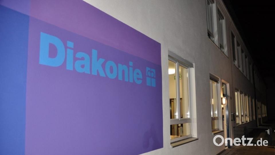 Besichtigung neue Tagespflegestation Diakonie Speichersdorf Bild: ak