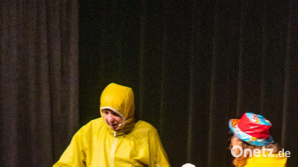 Gleich zu Beginn nehmen sie das Publikum mit auf eine Urlaubsreise nach Skandinavien Bild: chl