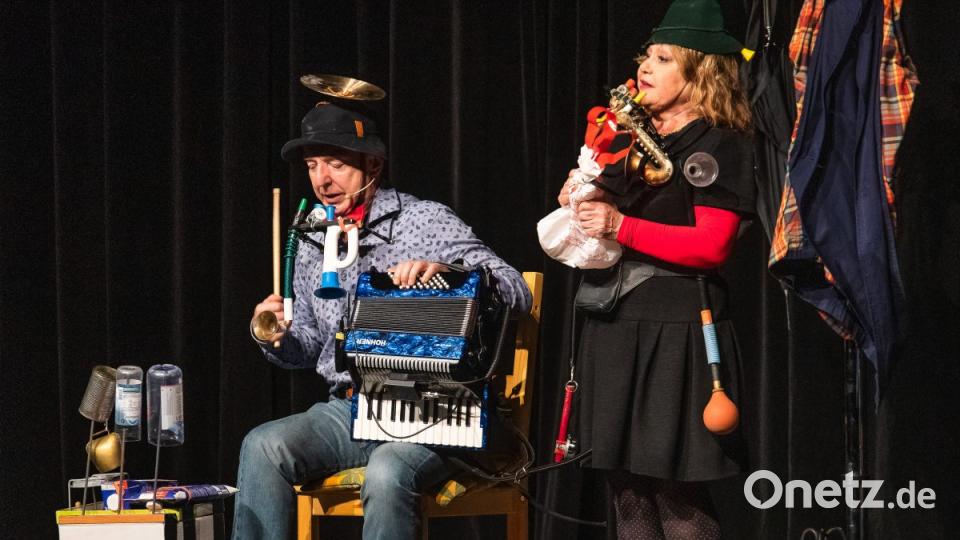 Auch als Musiker wissen die beiden dass Amberger Publikum zu überzeugen Bild: chl