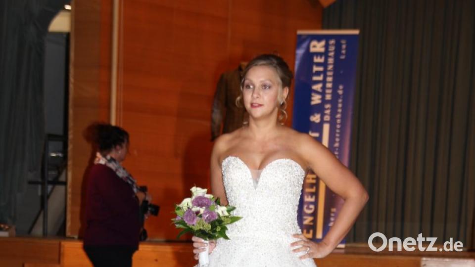 Die Brautmodenschau zeigte die gesamte Bandbreite der Stilrichtungen, darunter auch die klassischen Prinzessinnenkleider. Bild: ads