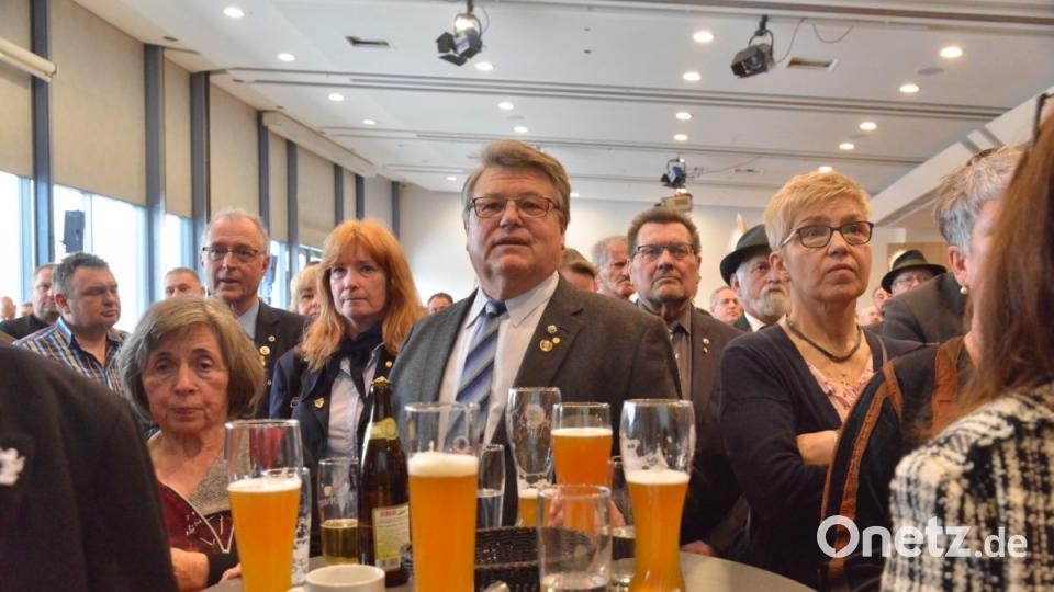 Heimatring-Ehrenvorsitzender Günther Magerl (Mitte). Bild: Karin Wilck