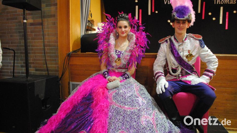Traumhafte Kostüme für ein wunderschönes Prinzenpaar. Bild: gag
