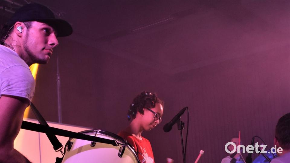 Die DRUM STARS in Perfektion beim Percussionkonzert in der Grafenwöhrer Stadthalle. Bild: rgr