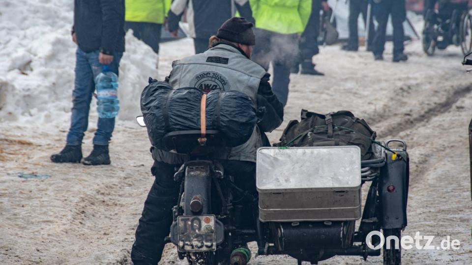 Rund 3000 Motorradfahrer kamen am Wochenende zum "Elefantentreffen" nach Thurmansbang. Bild: Armin Weigel/dpa