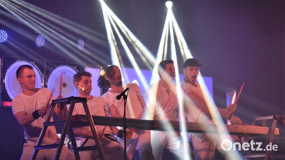 Die DRUMSTARS in Aktion beim Percussionkonzert in der Grafenwöhrer Stadthalle. Bild: rgr