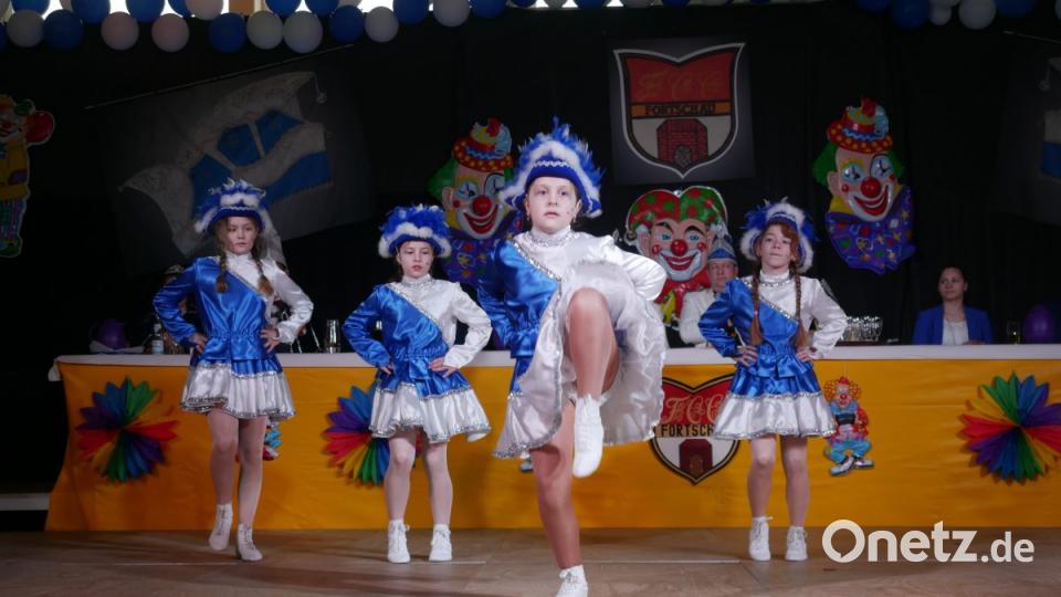 Viel Spaß hatten die Teilnehmer des 41. Seniorenfaschings des Landkreises Tirschenreuth. Bild: tr