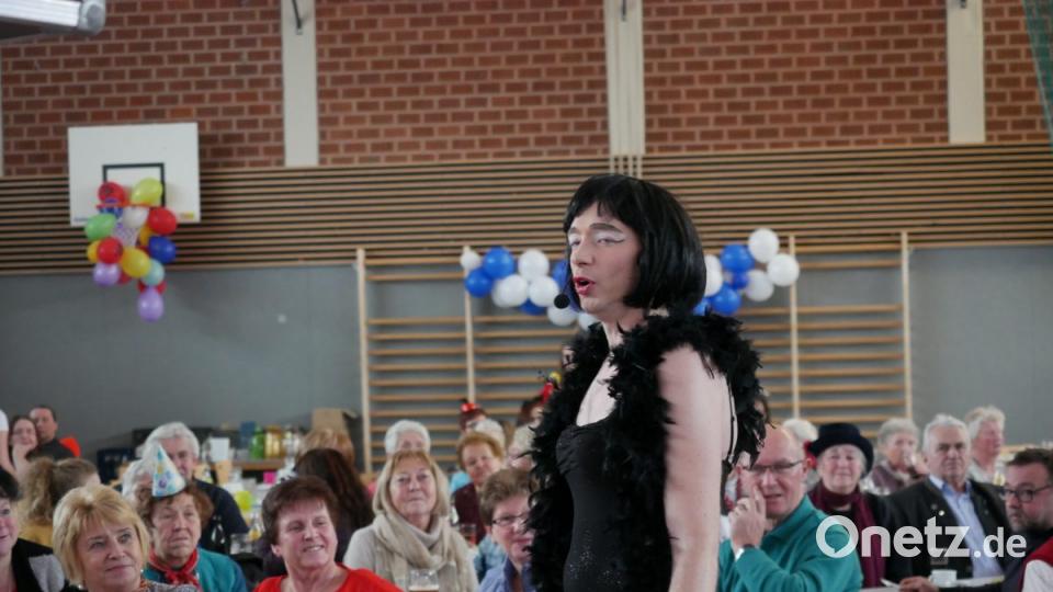 Viel Spaß hatten die Teilnehmer des 41. Seniorenfaschings des Landkreises Tirschenreuth. Bild: tr