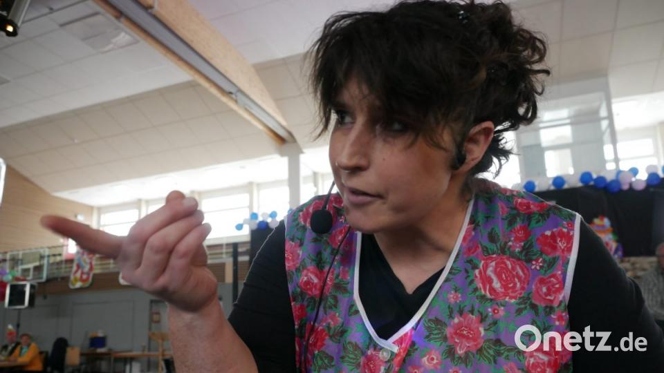 Viel Spaß hatten die Teilnehmer des 41. Seniorenfaschings des Landkreises Tirschenreuth. Bild: tr