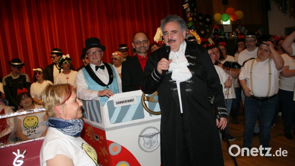 Faschingsball der Selbsthilfegruppe Behinderter und Nichtbehinderter im Landkreis Tirschenreuth. Bild: wro