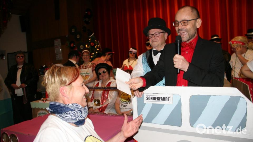 Faschingsball der Selbsthilfegruppe Behinderter und Nichtbehinderter im Landkreis Tirschenreuth. Bild: wro