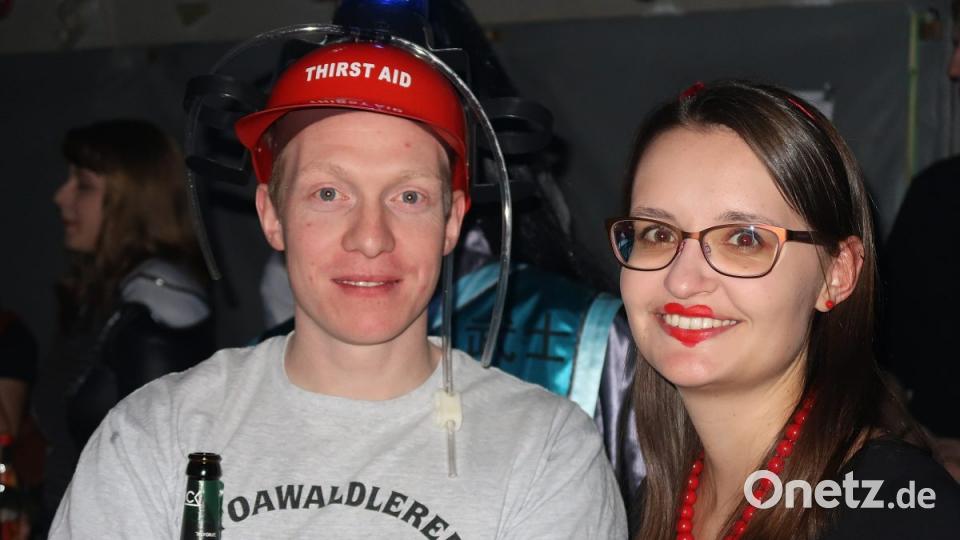 Fasching in der Steinwaldhalle. Bild: bsc