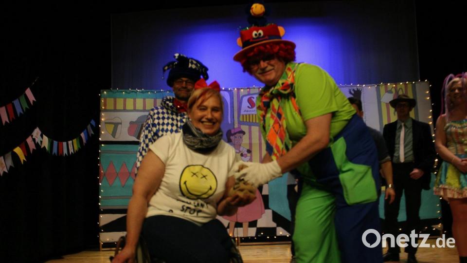 Faschingsball der Selbsthilfegruppe Behinderter und Nichtbehinderter im Landkreis Tirschenreuth. Bild: wro