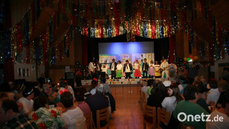 Faschingsball der Selbsthilfegruppe Behinderter und Nichtbehinderter im Landkreis Tirschenreuth. Bild: wro