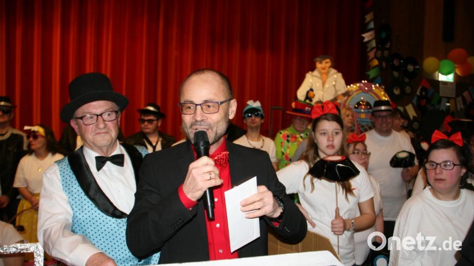 Faschingsball der Selbsthilfegruppe Behinderter und Nichtbehinderter im Landkreis Tirschenreuth. Bild: wro