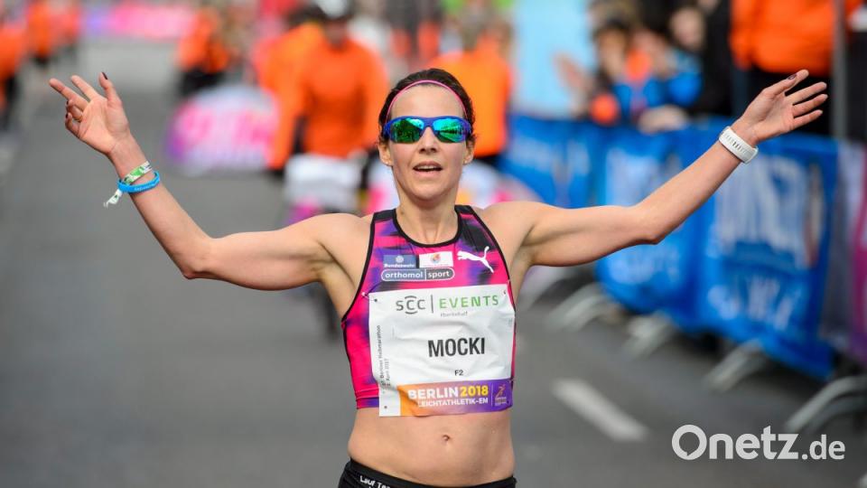 Läuferin Sabrina Mockenhaupt, hier beim 37. Halbmarathon in Berlin am 2. April 2017, tanzt ebenfalls bei &quot;Let&#039;s Dance&quot;. Bild: Gregor Fischer/dpa