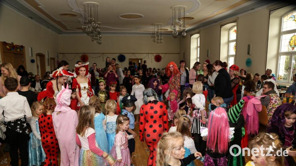 Kinderfasching der Turner im Kolpinghaus Bild: rw
