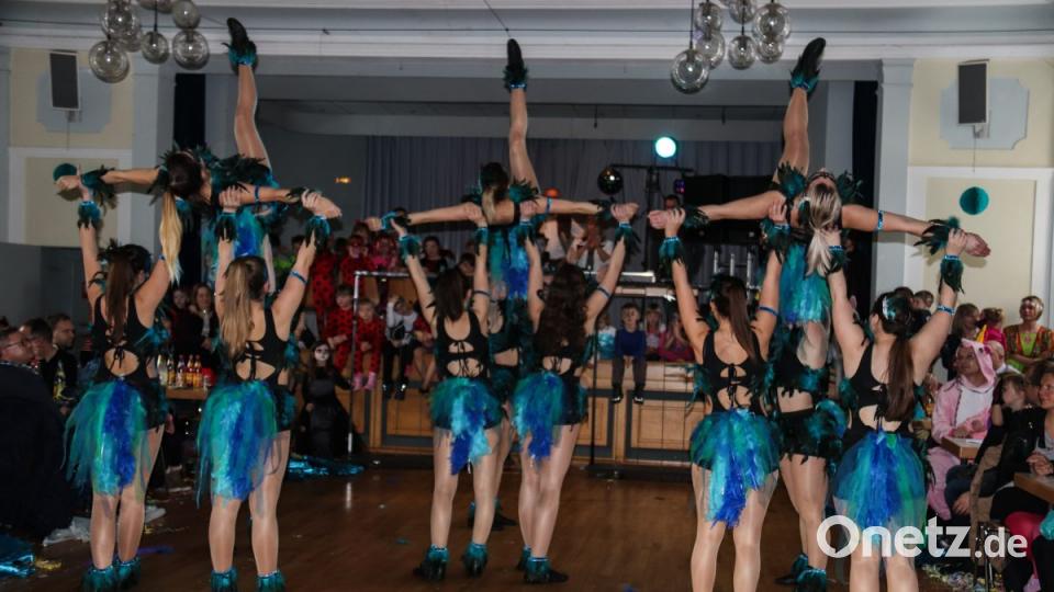 Auftritt der Tanzgruppe &quot;DeLuxe&quot; Bild: rw