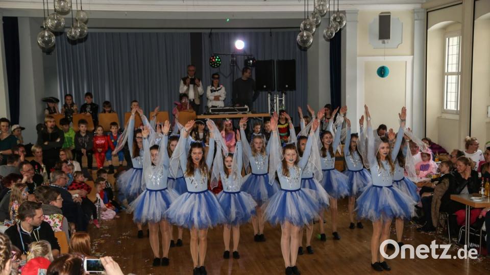 Tanzgruppe &quot;Diamonds&quot; Bild: rw
