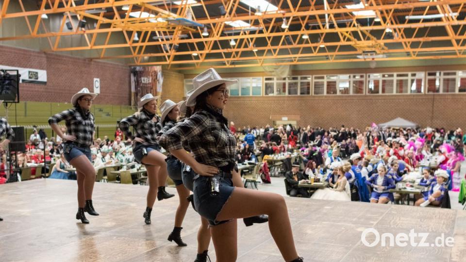 Eindrücke vom Oberpfälzer Prinzengardetreffen in Weiden. Bild: David Trott