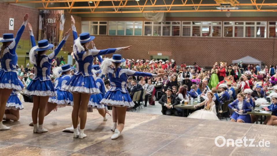 Eindrücke vom Oberpfälzer Prinzengardetreffen in Weiden. Hier eine Gruppe aus Plößberg. Bild: David Trott