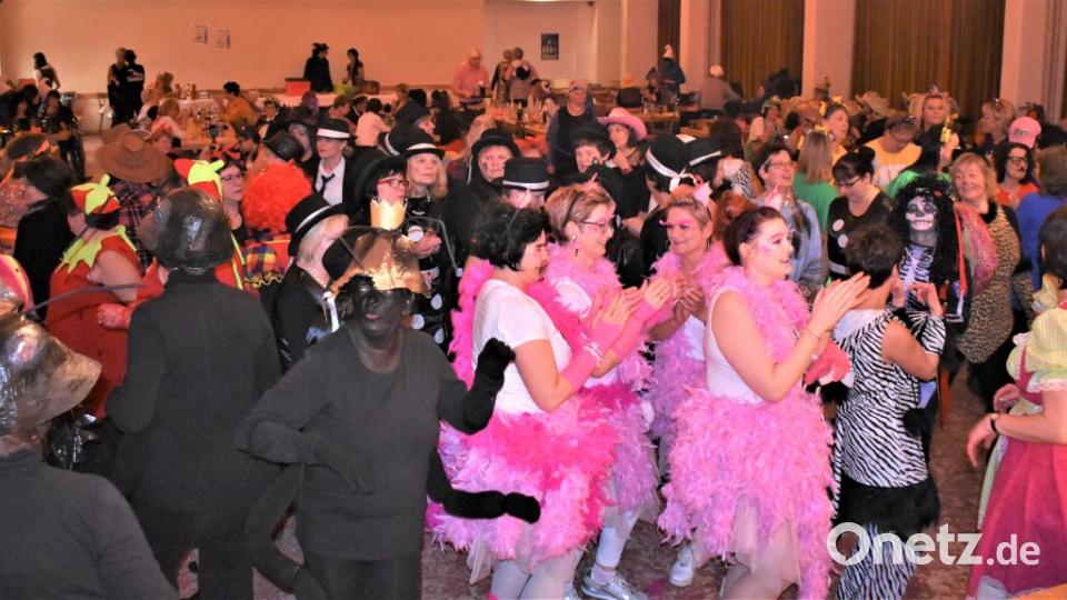 Frauenbund Fasching im Jugendheim Grafenwöhr. Bild: rgr
