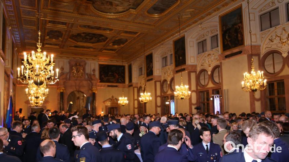 1400 Helfer folgten der Einladung der Bayerischen Staatskanzlei nach München in die Residenz Bild: egl