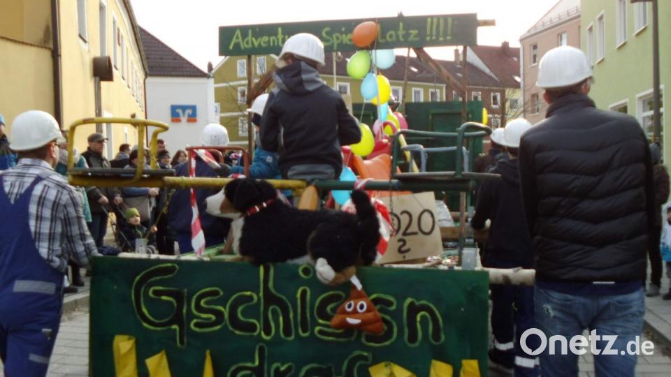 Das Team von „Bob dem Baumeister“ nahm sich in zweifacher Hinsicht des Themas Kinderspielplätze an. Ihnen war die Verschmutzung der bestehenden Spielplätze durch Hundekot genauso ein Dorn im Auge wie das Fehlen eines Abenteuerspielplatzes. Bild: u