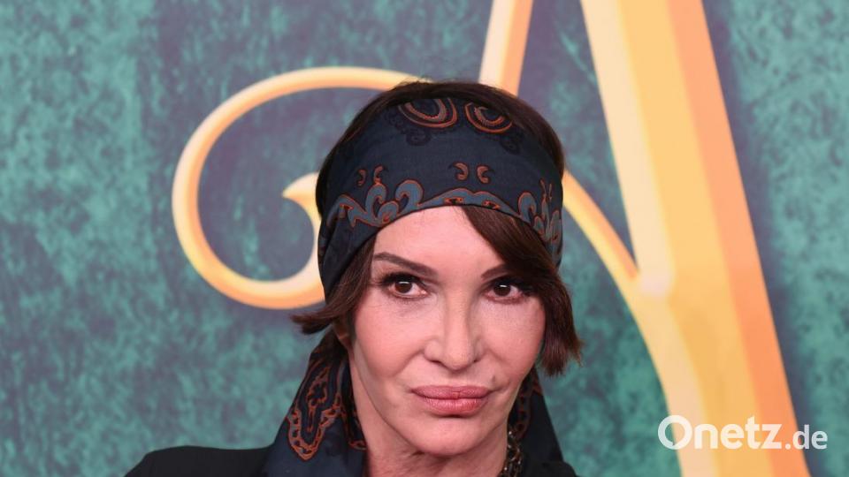 Anouschka Renzi. Bild: Tobias Schwarzmeier